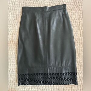 Vera Pelle Italy Black Leather Pencil Skirt Above the Knee with Suede Trim